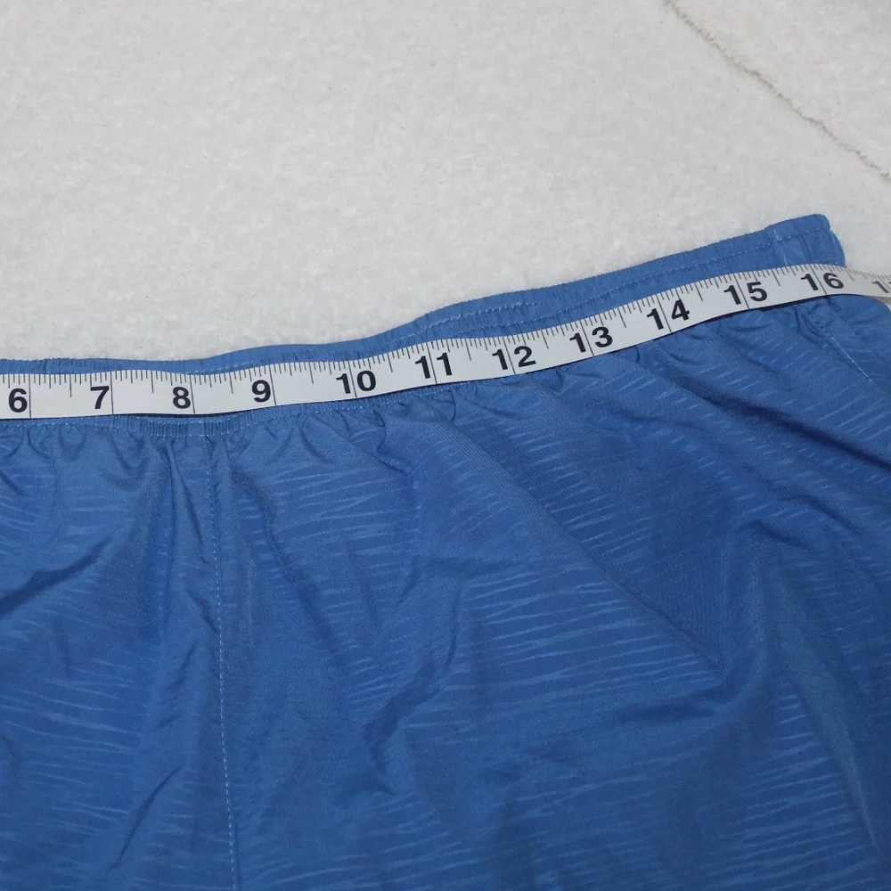 PreLoved Women's Blue Nike Dri-Fit Athletic Shorts - Picture 3 of 10